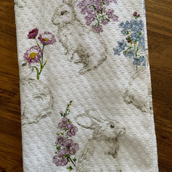 Martha Stewart Bunny Floral Kitchen Towel Set - Picture 2 of 3